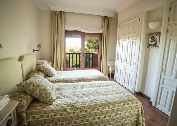 Cigarral De La Encarnación Villa *